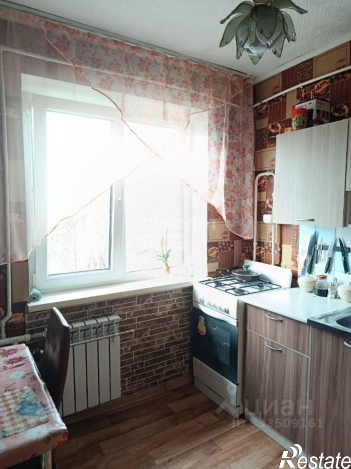 4-комн квартира ул Бархатовой, 6А,  д. 6А