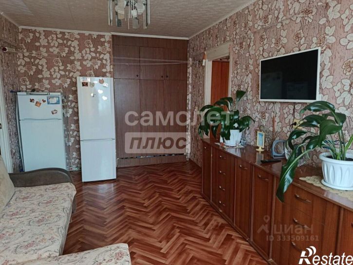 4-комн квартира ул Бархатовой, 6А,  д. 6А