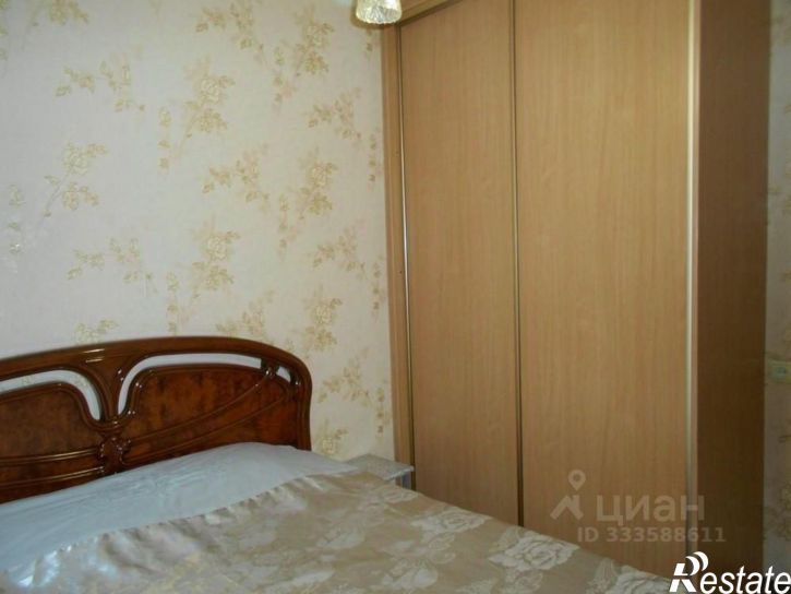 3-комн квартира пр-кт Комарова, 27/5,  д. 27/5