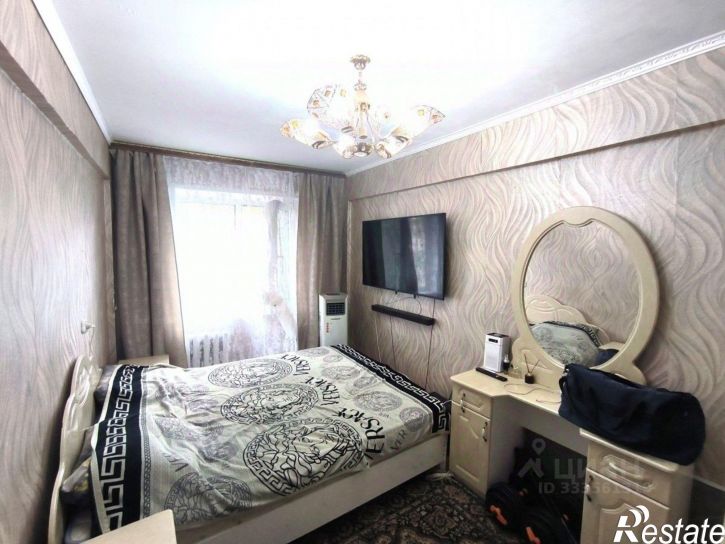 3-комн квартира улица Бархатовой, 4В,  д. 4В