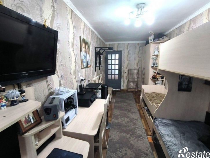 3-комн квартира улица Бархатовой, 4В,  д. 4В