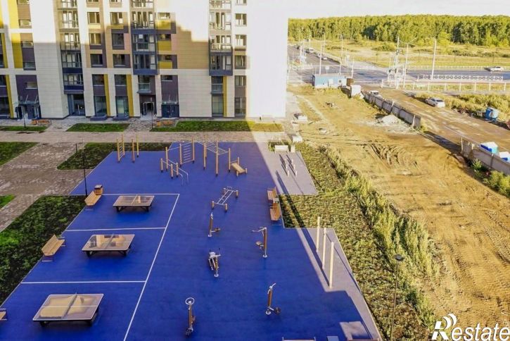 2-комн квартира ул Александра Захарченко, 3,  д. 3