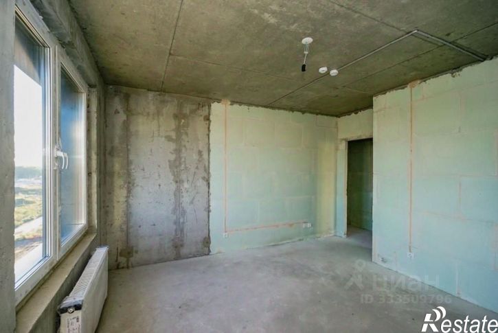 2-комн квартира ул Александра Захарченко, 3,  д. 3