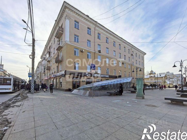 4-комн квартира проспект Карла Маркса, 10,  д. 10
