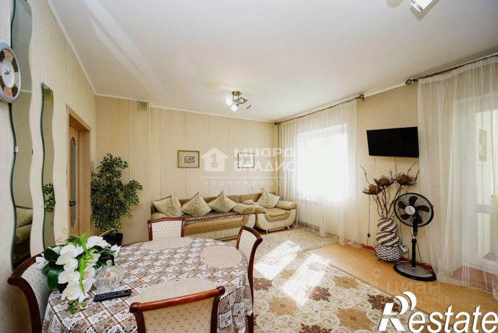 3-комн квартира улица Волховстроя, 94,  д. 94
