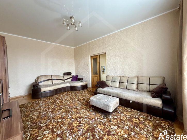 3-комн квартира р-н. Центральный,Октябрьская улица,98