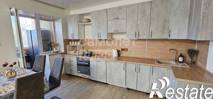 3-комн квартира 33-я Северная улица, 28,  д. 28
