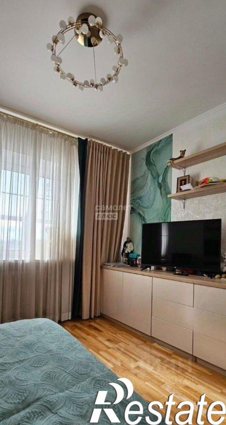3-комн квартира 33-я Северная улица, 28,  д. 28