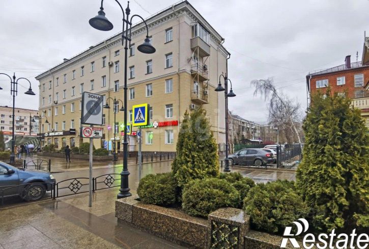 3-комн квартира проспект Карла Маркса, 10,  д. 10