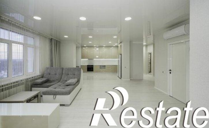 2-комн квартира проспект Комарова, 15 к1,  д. 15 к1