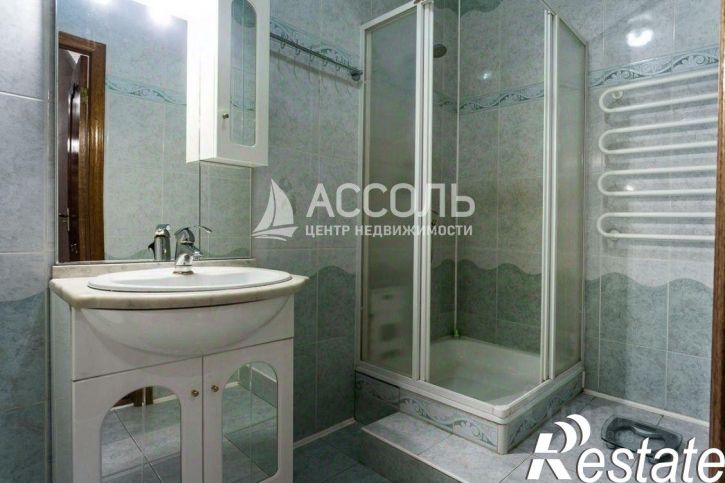 6-комн квартира проспект Карла Маркса, 10,  д. 10