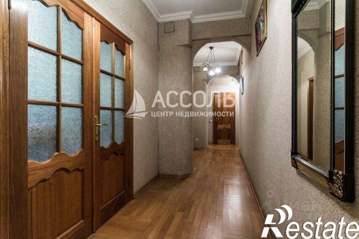 6-комн квартира проспект Карла Маркса, 10,  д. 10