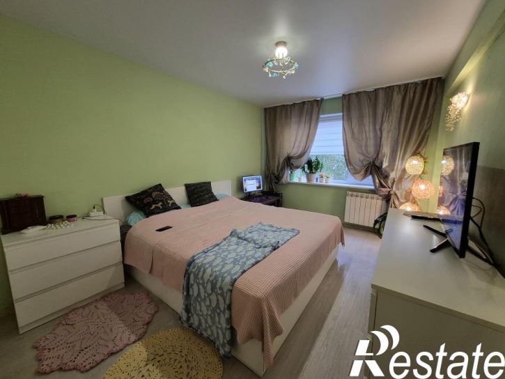 3-комн квартира ул Лукашевича, 15/г