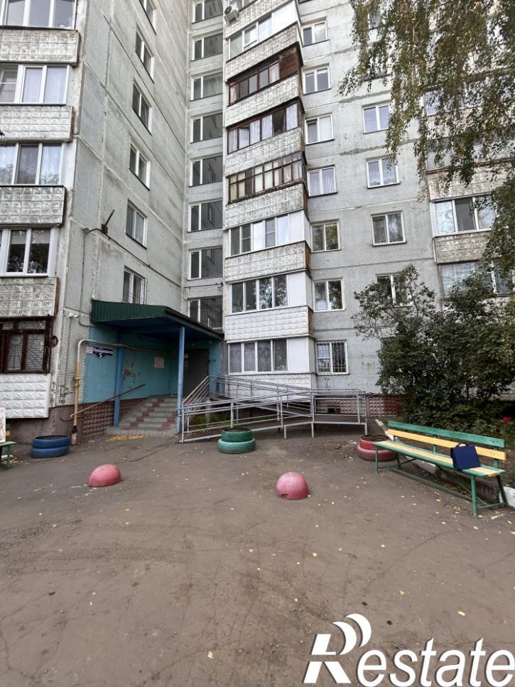3-комн квартира ул Лукашевича, 5