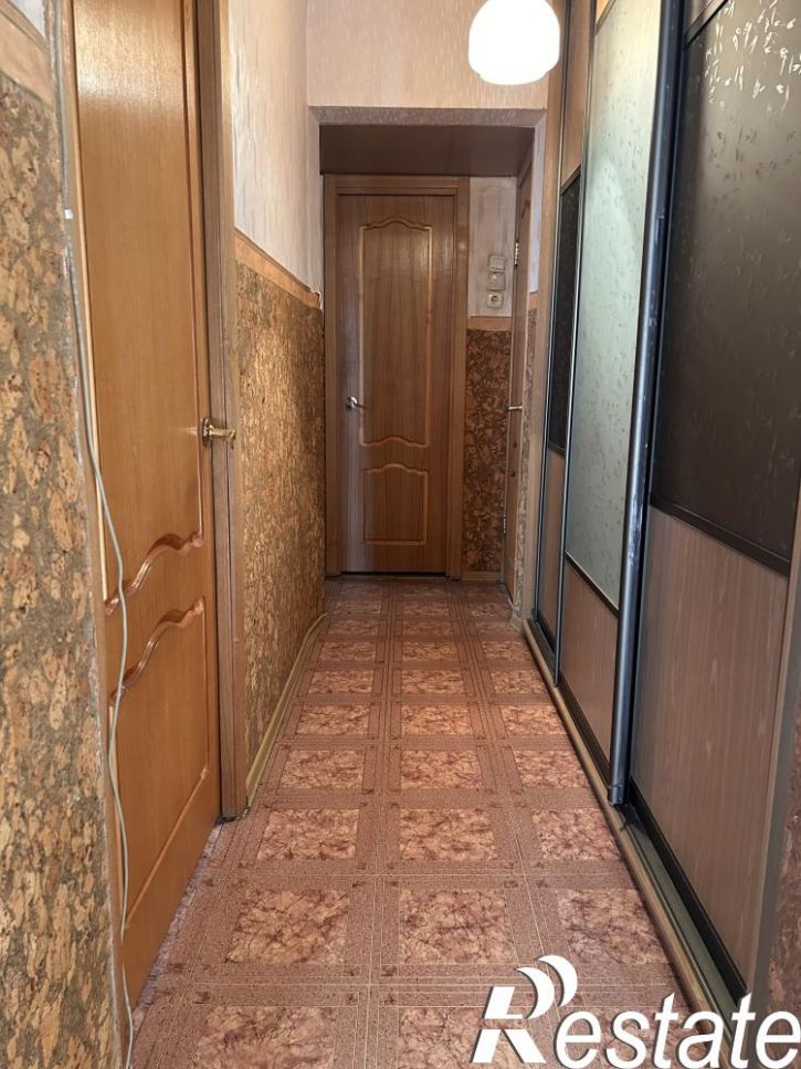3-комн квартира ул Лукашевича, 5