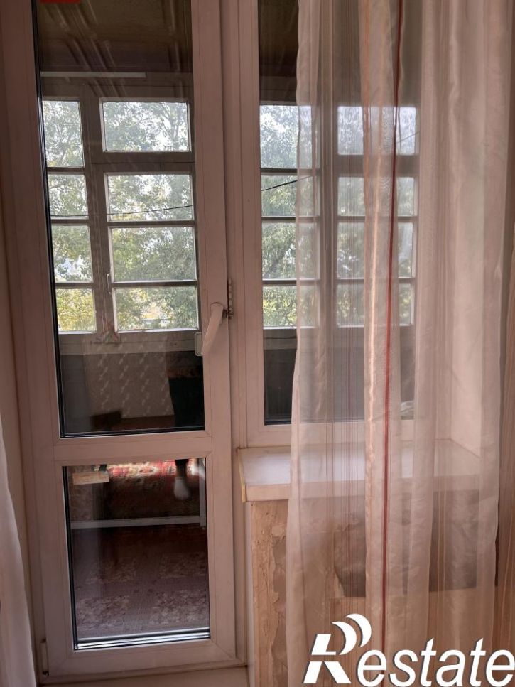 3-комн квартира ул Лукашевича, 5