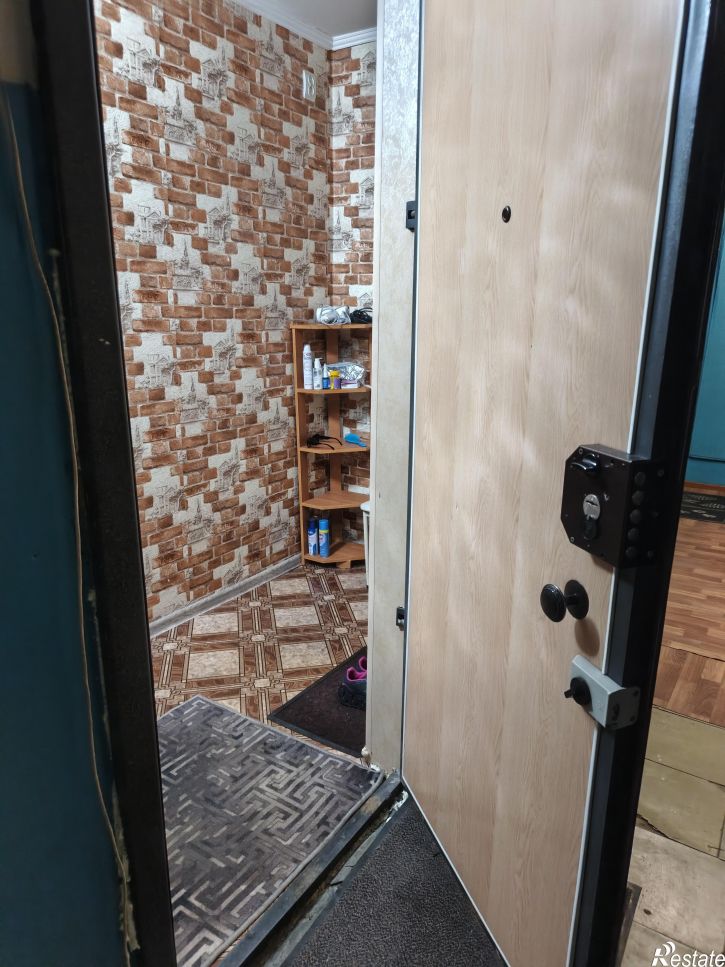 1-комн квартира Арнольда Нейбута , 64