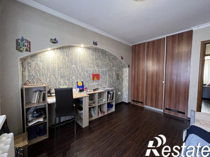 3-комн квартира ул Ишимская, 13