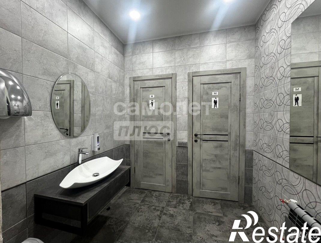 Купить офис, помещение под офис за 13 895 000 рублей на Учебная улица, 199Б