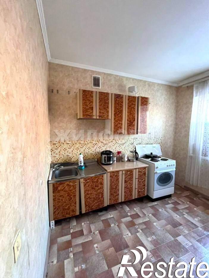 Купить квартиру за 6 000 000 рублей на Перелета улица, д.18