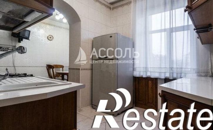 6-комн квартира проспект Карла Маркса, 10,  д. 10