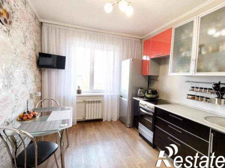 2-комн квартира ул Шакурова, 8к3