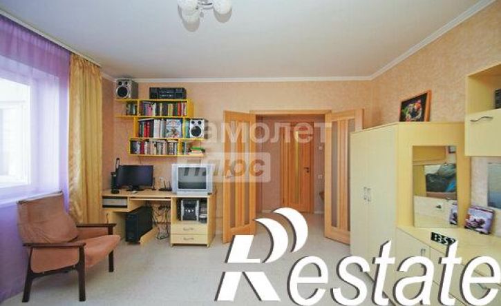 3-комн квартира улица Пархоменко, 23А,  д. 23А